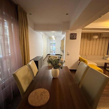 Large 2 Bedroom Apartment Soseaua Nordului Bukurešť Exteriér fotografie