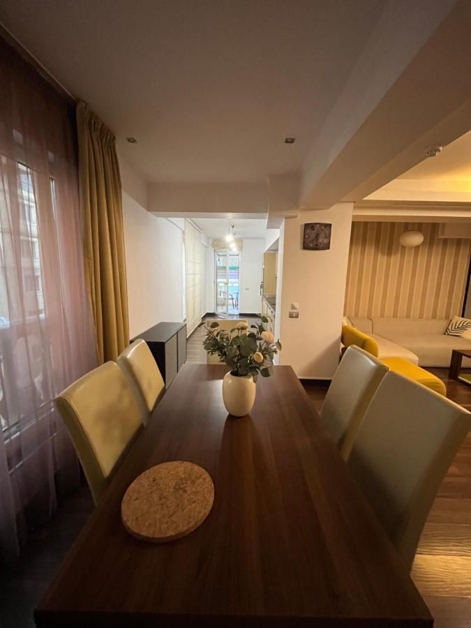 Large 2 Bedroom Apartment Soseaua Nordului Bukurešť Exteriér fotografie